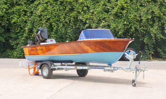 1964 Chestnut Canoe Company 'Runabout'