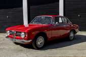 1966 Alfa Romeo Giulia Sprint GT Veloce - 10