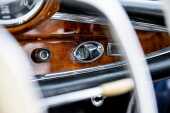 1965 Mercedes-Benz 300 SE Coup&eacute; - 70