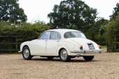1967 Jaguar Mk. II - 39