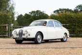 1967 Jaguar Mk. II - 41