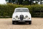 1967 Jaguar Mk. II - 42