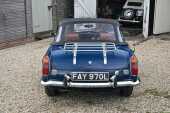 1972 MGB Roadster - 9