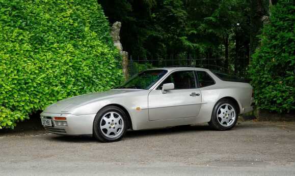 1988 Porsche 944 Turbo