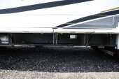 2005 Newmar Scottsdale 3201 Motorhome - Offered without reserve - 24