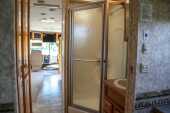 2005 Newmar Scottsdale 3201 Motorhome - Offered without reserve - 33