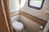2005 Newmar Scottsdale 3201 Motorhome - Offered without reserve - 39