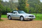 1997 Mercedes-Benz SL320 Roadster - 9