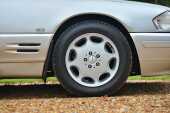 1997 Mercedes-Benz SL320 Roadster - 12
