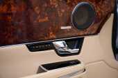 2010 Jaguar XJ V8 Portfolio Auto - 19