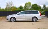 2009 Volvo V70 3.2 Lux SE - Offered without reserve - 2