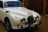 1968 Jaguar Mk. II 240 - Offered Without Reserve - 7