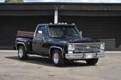 2009 Chevrolet GMC Pick-Up - 24