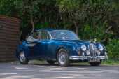1964 Jaguar Mk. II (2.4 litre) - 23