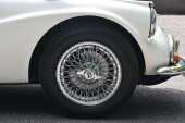 1960 Daimler SP250 'Dart' - Overdrive, Rack and pinion steering, Telescopic dampers - 20