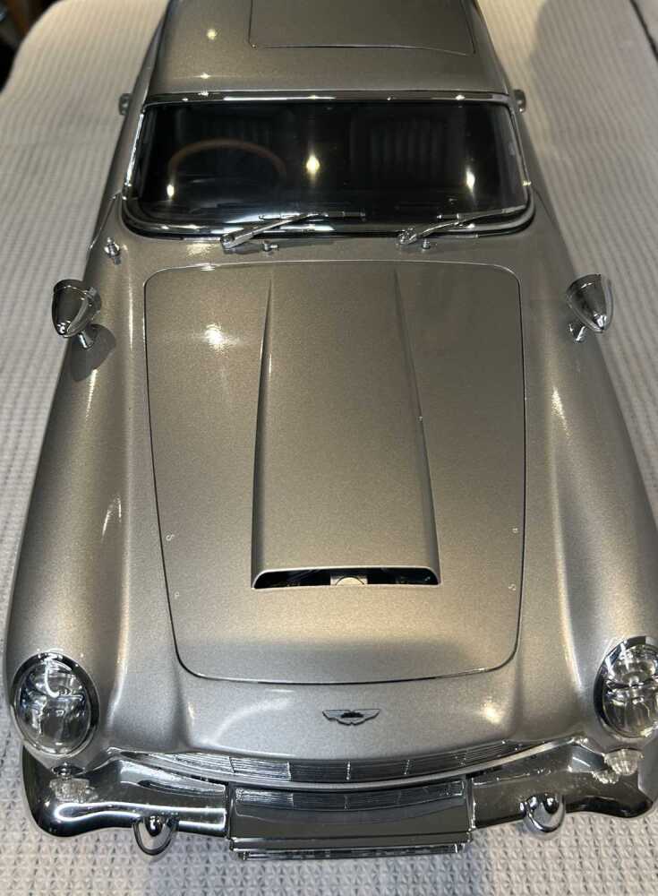 Eaglemoss 1:8 - Model coupé - Aston Martin DB5 James Bond 007 Eaglemoss 1:8 - Model coupé - Aston Martin DB5 James Bond 007