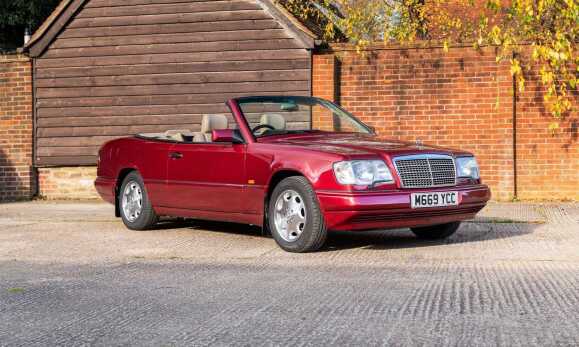 1994 Mercedes-Benz E220 Cabriolet