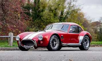 2000 AC Cobra by RAM - Mike Huddart racing 350ci 5.8 litre Chevy with 427 hardtop