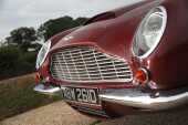 1966 Aston Martin DB6 - 20