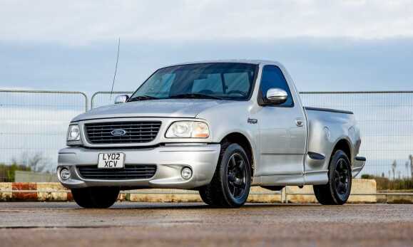 2002 Ford F-150 SVT Lightning