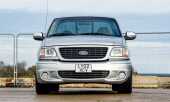 2002 Ford F-150 SVT Lightning - 6