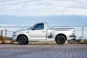 2002 Ford F-150 SVT Lightning - 8