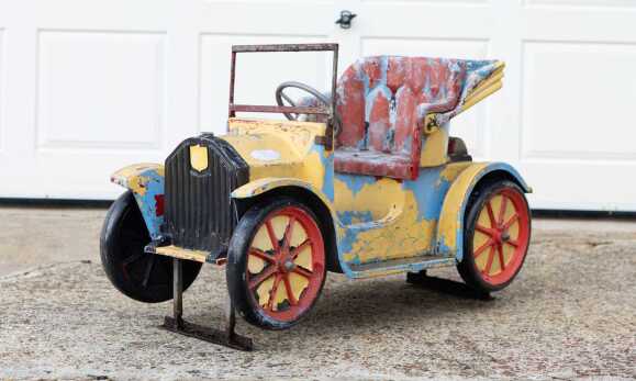Model T Fairground Ride - Offered without reserve