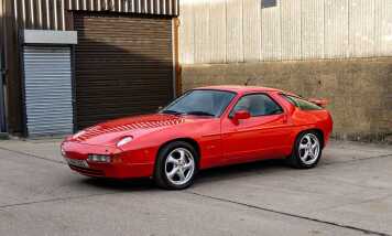 1989 Porsche 928 S4