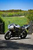 2002 Yamaha YZF-R1 - 10