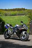 2002 Yamaha YZF-R1 - 14