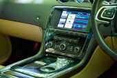 2012 Jaguar XJ Premium Luxury V8 - 54