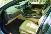 2012 Jaguar XJ Premium Luxury V8 - 67