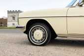1976 Mercedes-Benz 230 Saloon W115 - Stunning original condition - 12
