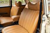 1976 Mercedes-Benz 230 Saloon W115 - Stunning original condition - 29