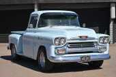 1958 Chevrolet Step-side Pick-up - 12