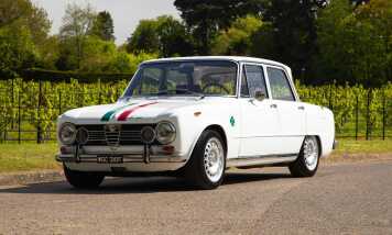 1968 Alfa Romeo Giulia Super GTA-R by 'Alfaholics'